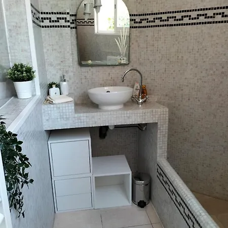 Nice Cosy Studio At 300 M From The Beaches Appartamento Antibes